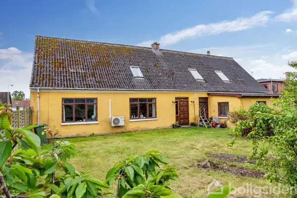 Villa på Lendemark Hovedgade 12, 4780 Stege