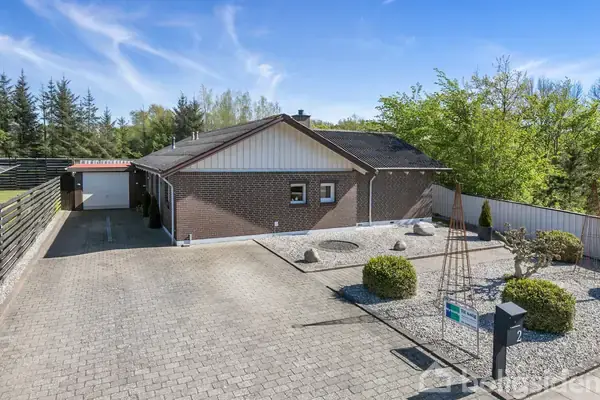 Villa på Ravnevej 2, 9440 Aabybro