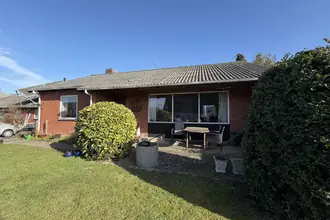 Villa på Gylling Østergade 19, Gylling, 8300 Odder