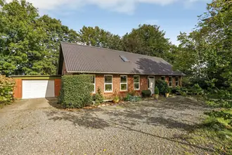 Villa på Vejlevej 154, Riis, 7323 Give