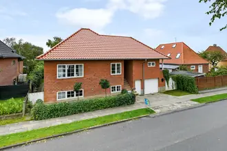 Kuća, 111 m²
