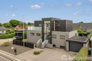 Villa på Lyngvej 8, 6710 Esbjerg V
