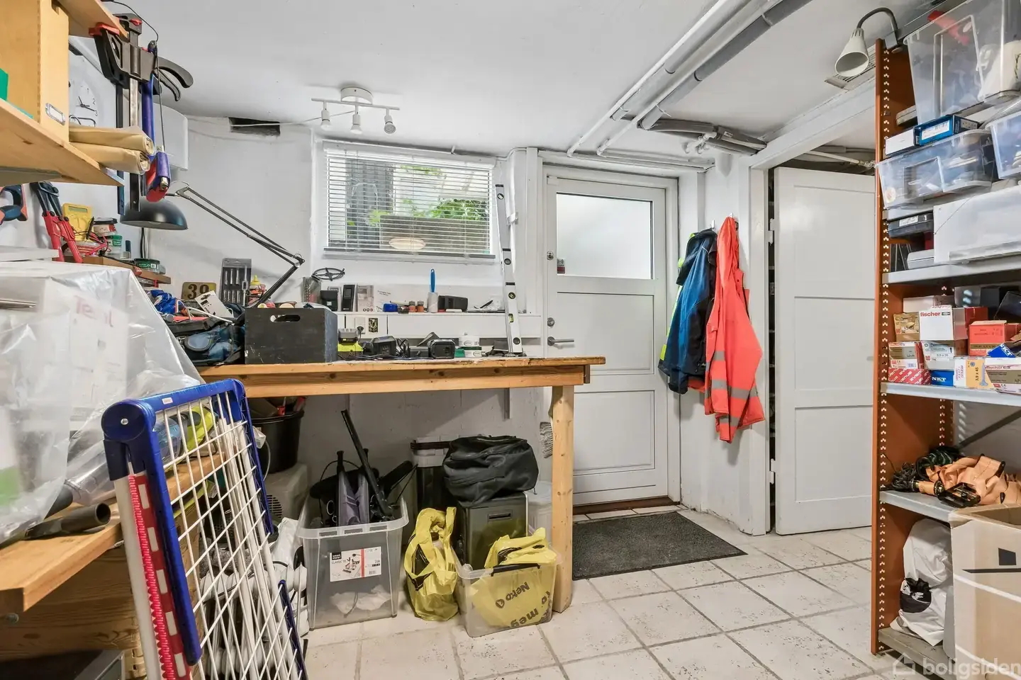 Charmerende familieidyl med sydvendt terrasse og skøn have - Visning 5
