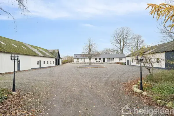 Landejendom på Hjelmerupvej 39, 5690 Tommerup