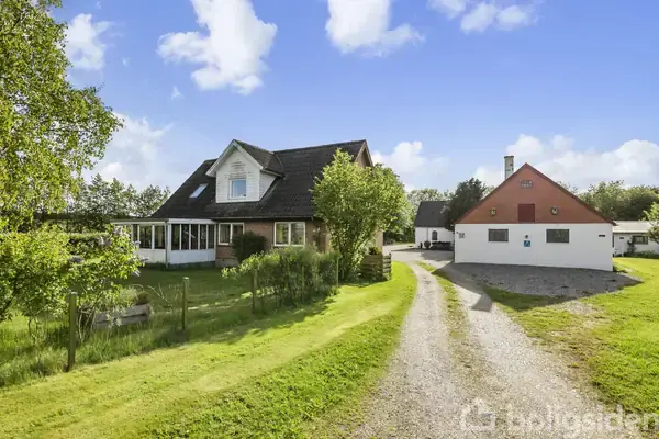 Landejendom på Hjortholmvej 52, 9530 Støvring