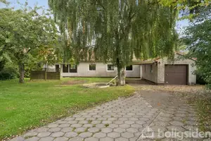 Villa på Hjelmdrupvej 5, 6040 Egtved