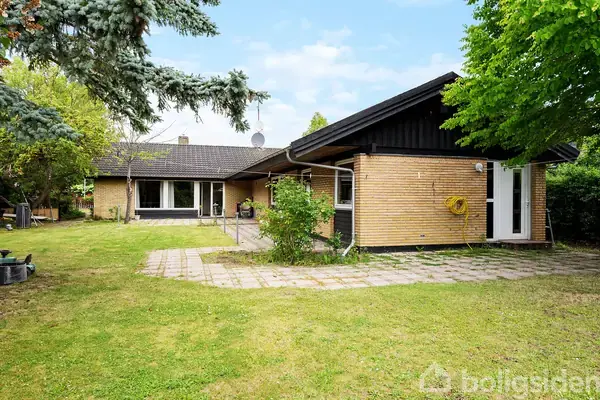 Villa på Avedøregårdsvej 1, 2650 Hvidovre