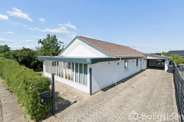 Villa på Lucernevej 14, 9270 Klarup