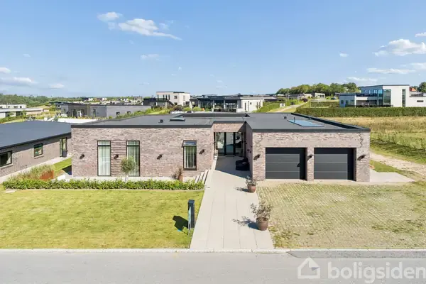 Villa på Høje Støvring 216, 9530 Støvring