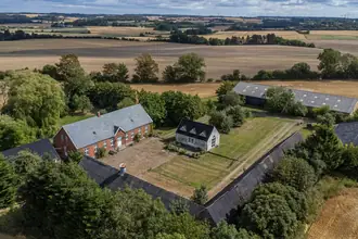 Villa på Grumstrupvej 15, Grumstrup, 8732 Hovedgård