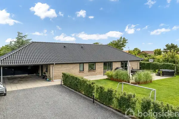 Villa på Holstebrovej 40A, 6950 Ringkøbing