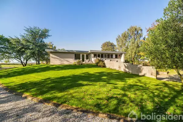 Villa på Eshøjvej 26, 8471 Sabro