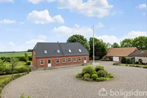 Landejendom på Vorningvej 113, 8830 Tjele
