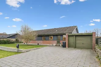 Villa på Esbjergparken 8, 9220 Aalborg Øst