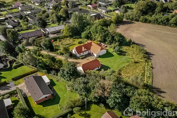 Landejendom på Smedegårdvej 15, 7500 Holstebro