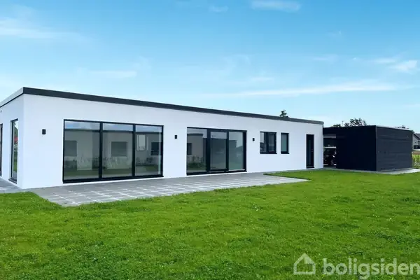 Villa på Parosvej 112, 8530 Hjortshøj