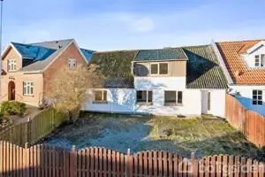 Villa på Borum Byvej 15A, 8471 Sabro