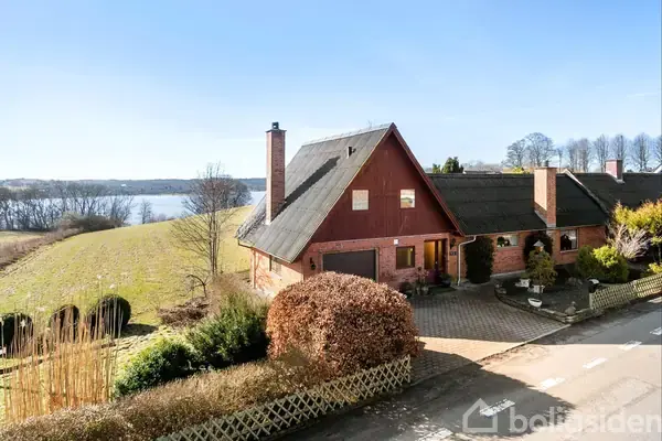 Rækkehus på Tulstrupvej 72, 8680 Ry