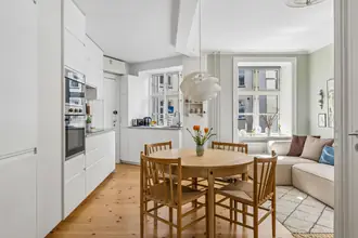 Ejerlejlighed på Nyborggade 10, 2. th., 2100 København Ø