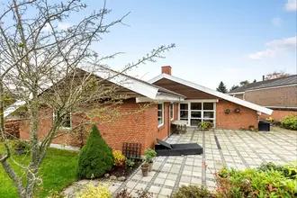 Villa på Bredbækvej 17, Nybøl, 6400 Sønderborg