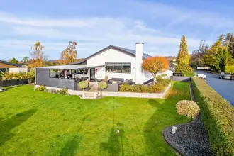 Villa på Toftevænget 8, 8723 Løsning