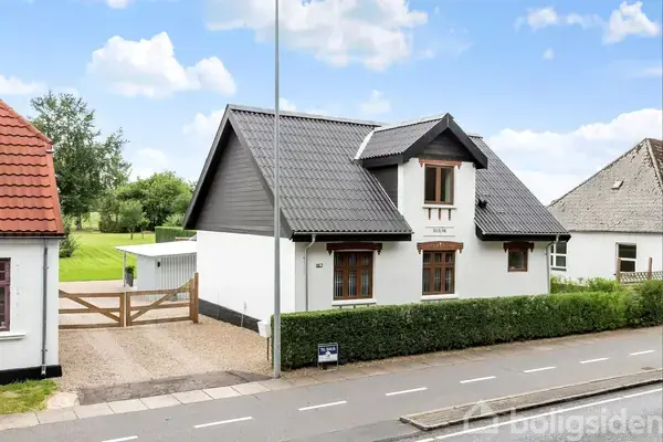 Villa på Viborgvej 167, 7362 Hampen