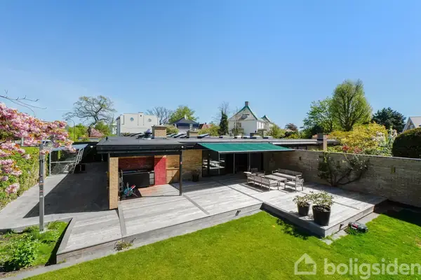 Villa på Edlevej 2A, 2900 Hellerup