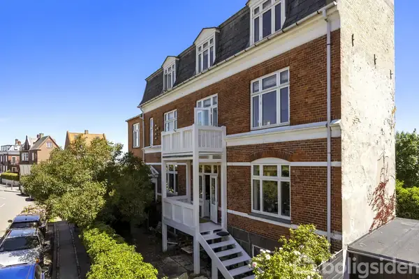 Villa på Strandvejen 234, 2920 Charlottenlund
