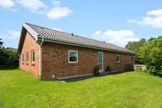 Villa på Sondrupvej 12, 8350 Hundslund