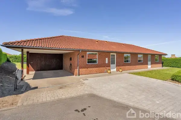 Villa på Bustrupvej 48, 6400 Sønderborg
