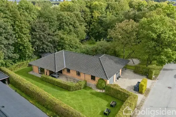 Villa på Østerled 9, 8740 Brædstrup
