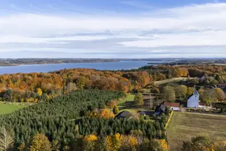 Landejendom på Damtoften 8, Voerladegård, 8660 Skanderborg