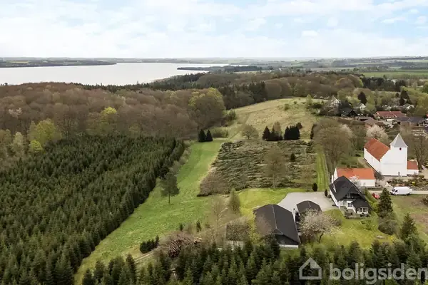 Landejendom på Damtoften 8, 8660 Skanderborg
