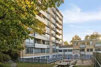 Ejerlejlighed på Christian X's Vej 2, 2. th., 8260 Viby J