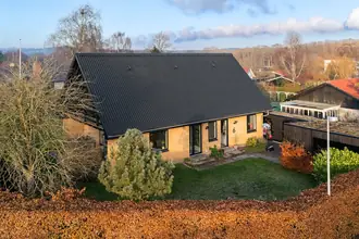 Villa på Frigsvej 6, 8680 Ry