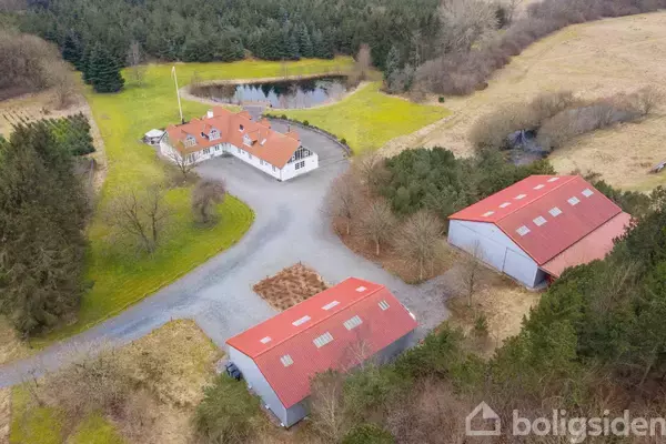 Landejendom på Skovhusevej 48, 9574 Bælum