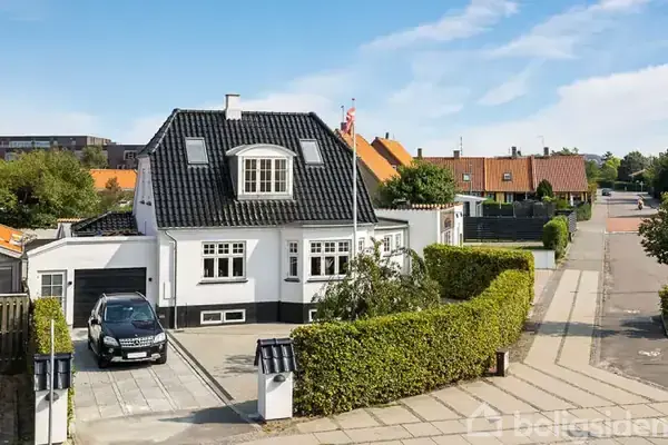Villa på Borgmester Nielsens Vej 96, 3700 Rønne