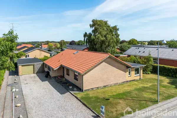 Villa på Ørrevej 1, 7490 Aulum