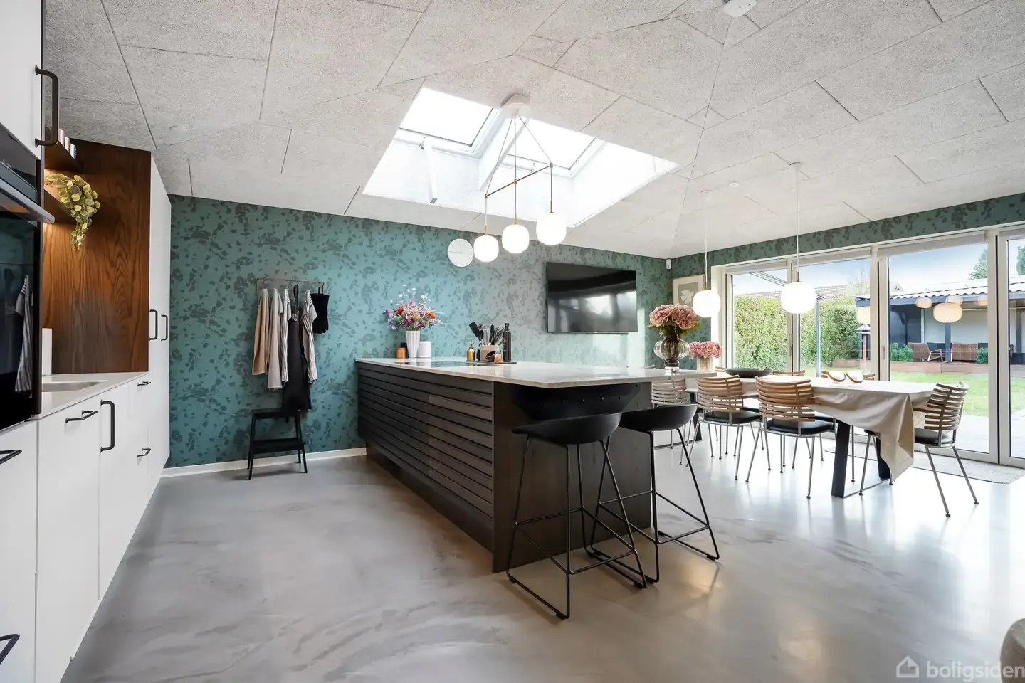 SMUK ETPLANSVILLA MED GENNEMFØRT KVALITET