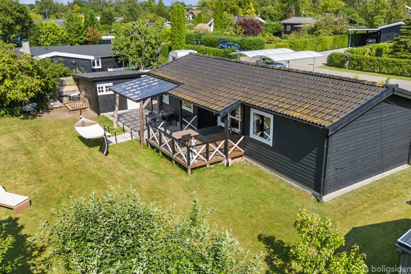 Hyggeligt og indflytningsklart sommerhus i naturskønne omgivelser