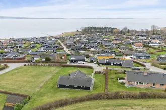 Fritidshus på Rypevej 2, Følle Strand, 8410 Rønde