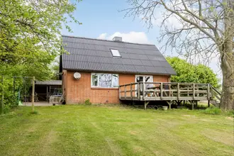 Villa på Grønning Kirkevej 2, Grønning, 7870 Roslev