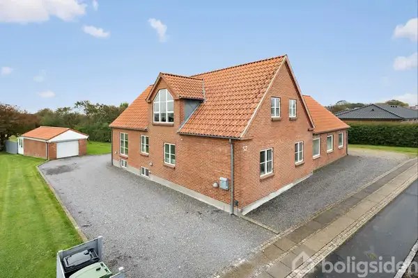 Villa på Lemvigvej 57, 7620 Lemvig