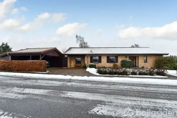 Villa på Bøgevej 2A, 7323 Give