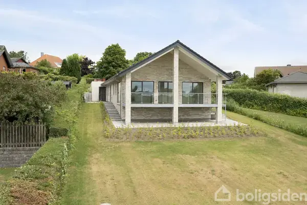 Villa på Huginsvej 14, 7600 Struer