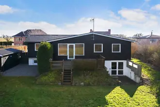 Villa på Toksværd Bygade 6, Toksværd, 4684 Holmegaard