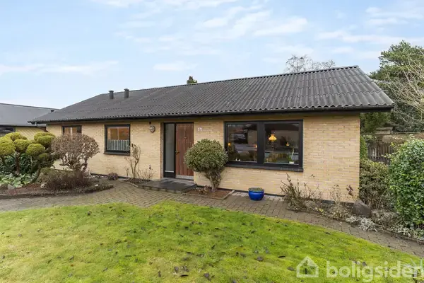 Villa på Bredefeldsvej 6, 8450 Hammel