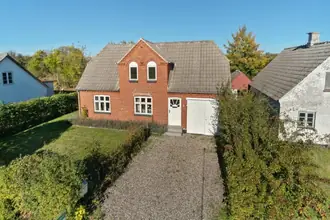 Villa på Smedevænget 5, Nordenbro, 5932 Humble