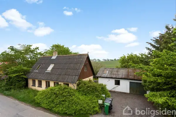 Villa på Petersborgvej 10, 3782 Klemensker