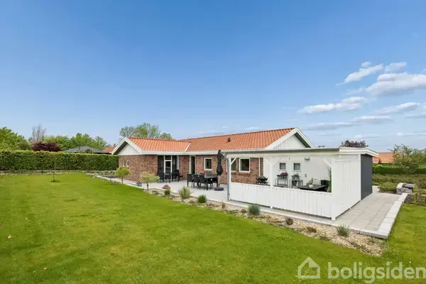 Villa på Fristruphøjvej 236, 8800 Viborg